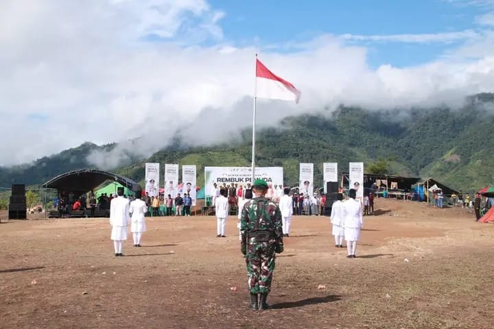 upacara-hut-ri-ke-80-di-gunung-taipaobal-momen-bersejarah-bagi-kecamatan-tinombo